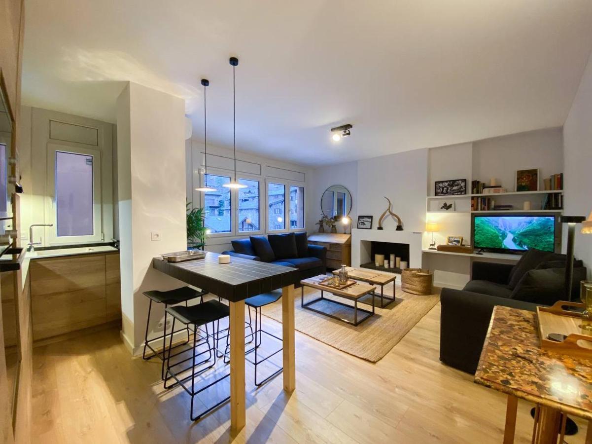 Uenik - Rustico & Moderno En Arinsal - Esqui Apartment Mas de Ribafeta Luaran gambar